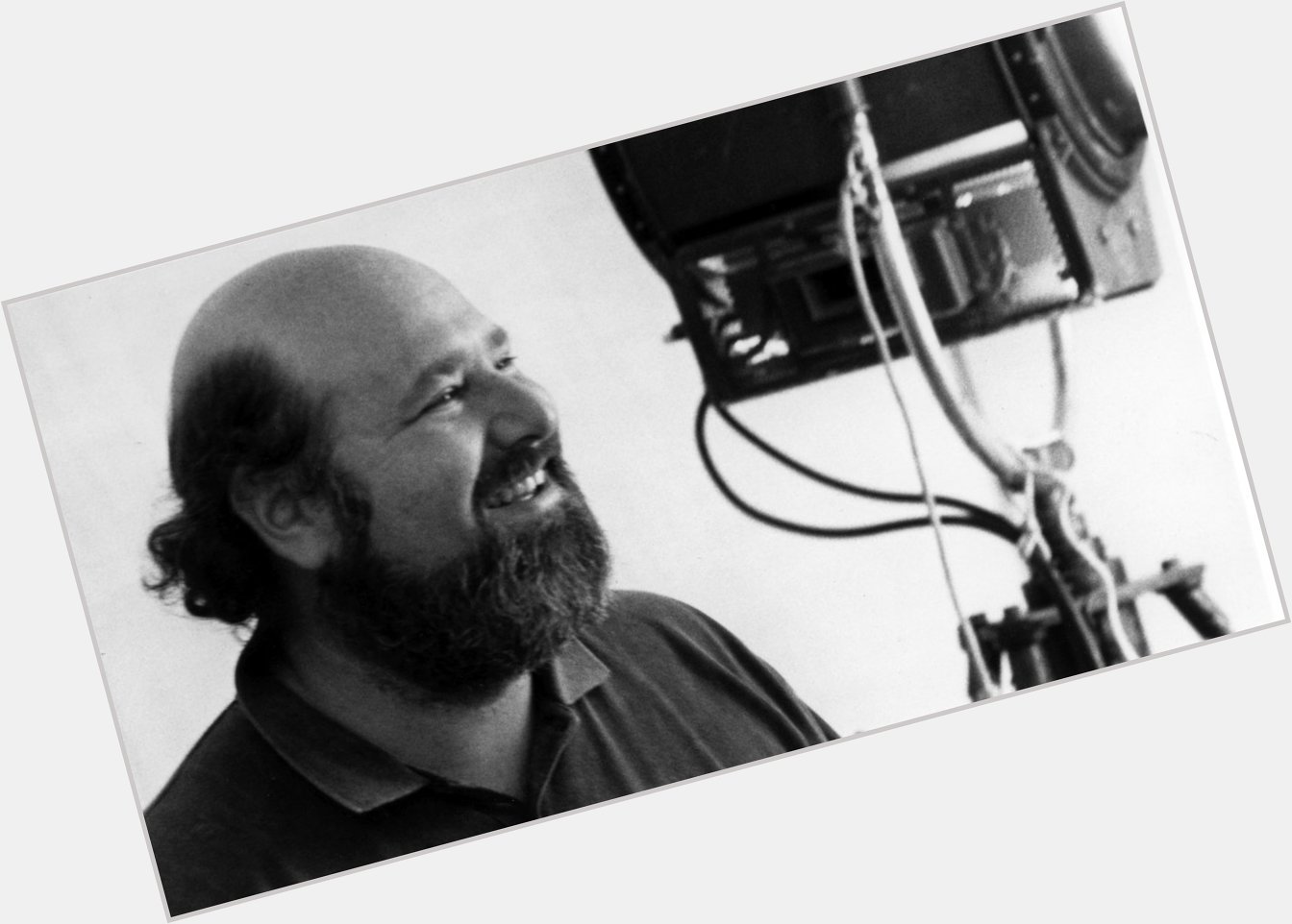 Happy birthday to filmmaker Rob Reiner! Can you guess what set this pic is from? 
