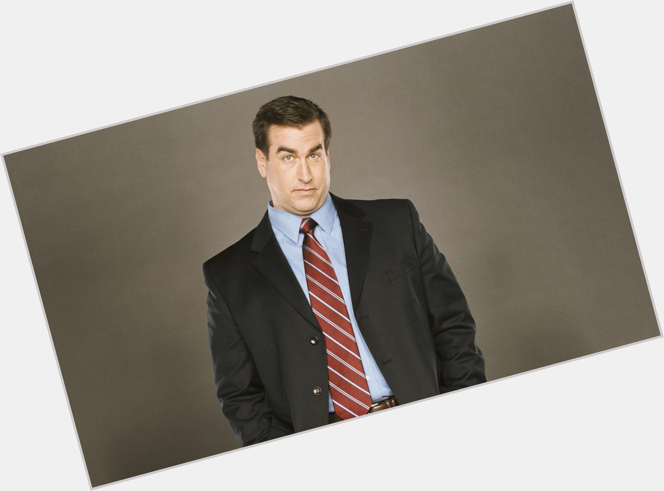Happy Birthday to Rob Riggle, who turns 45 today! 
