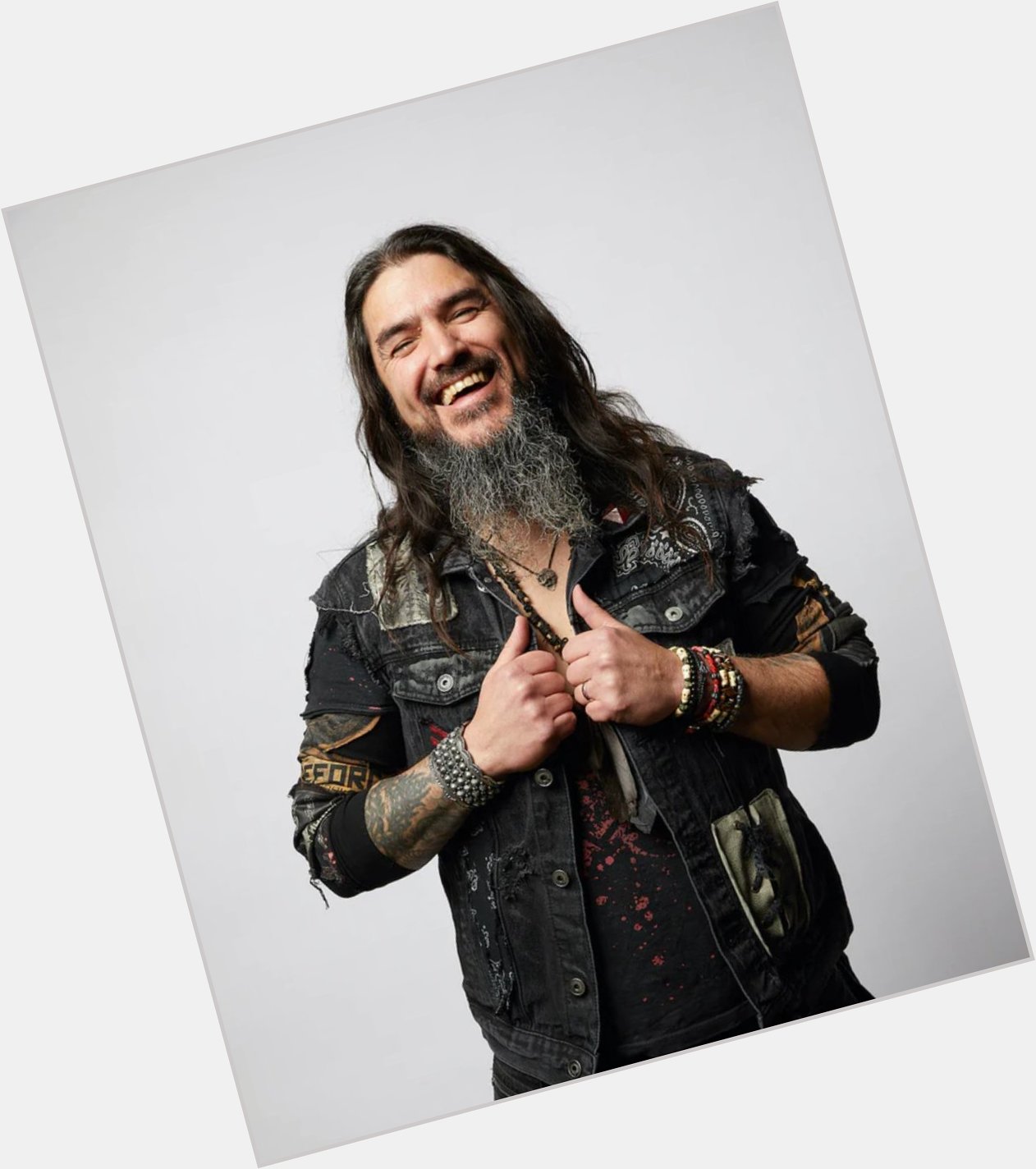  Happy birthday, Robb Flynn!

What\s the best time you\ve seen Machine Head live? 