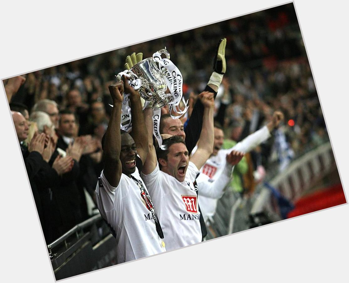  Happy Birthday to former striker and League Cup winner Robbie Keane.   