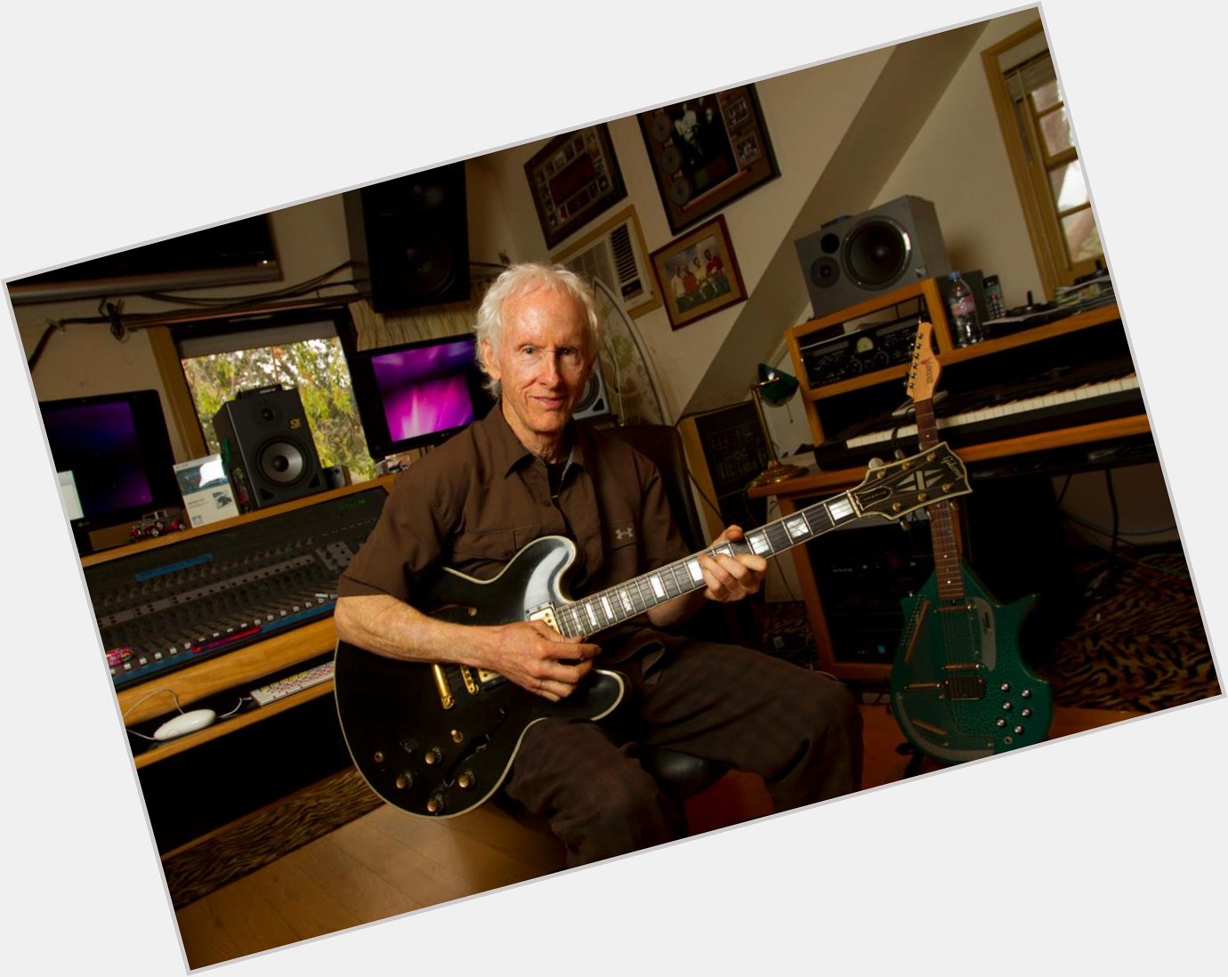  Light My Fire  Happy Birthday Today 1/8 to legendary guitarist/songwriter for The Doors Robby Krieger. Rock ON! 