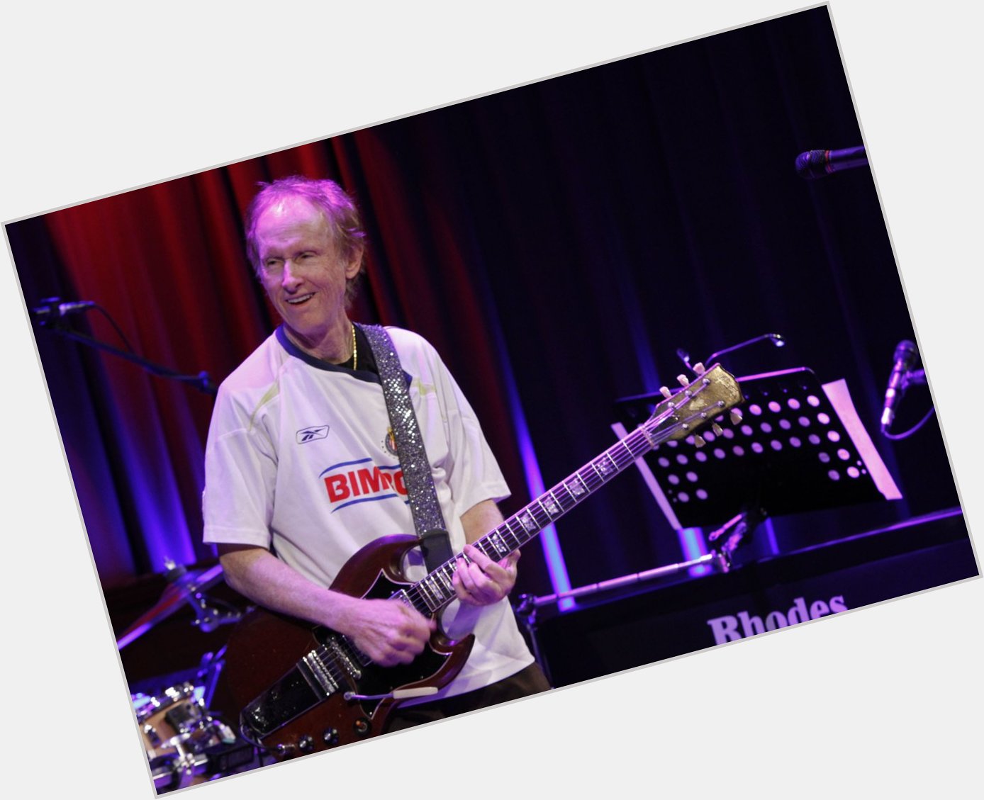 Please join me here at in wishing the one and only Robby Krieger a very Happy 75th Birthday today  
