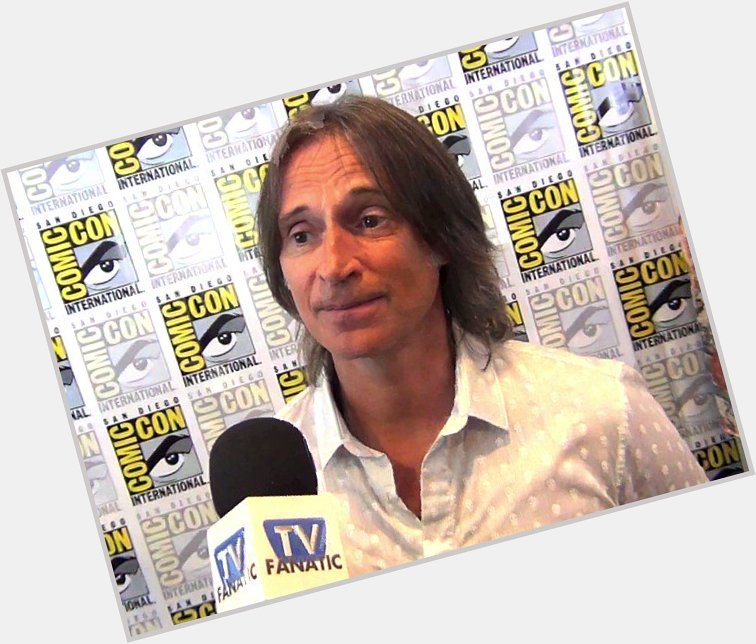 Let\s celebrate, dearies! 
Happy Birthday, Robert Carlyle!!!     