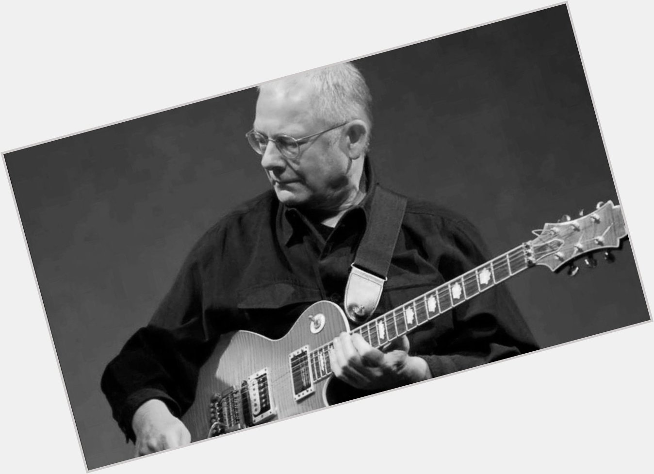 Happy birthday to Robert Fripp, who is 71 today! 