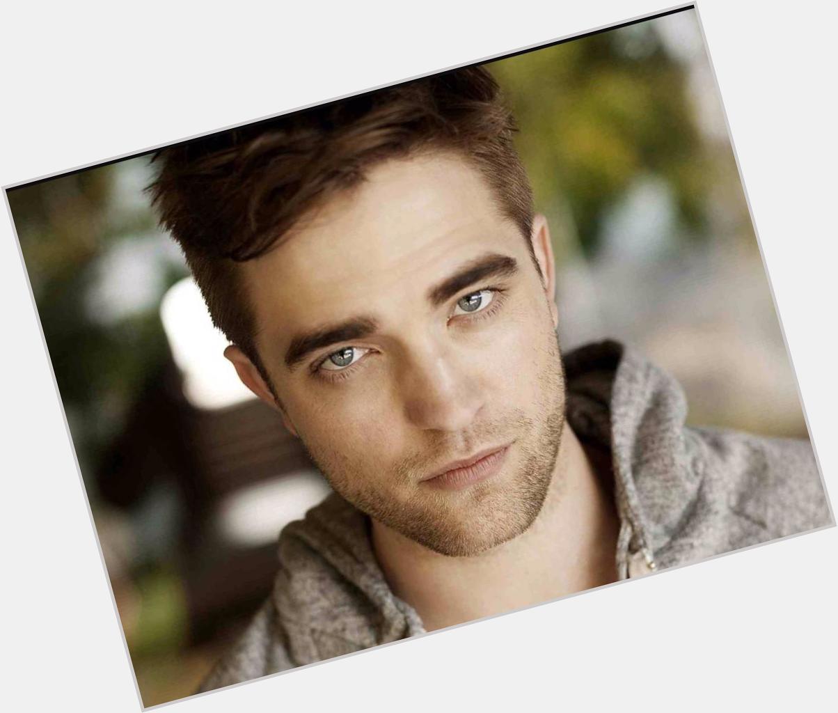 Happy birthday to the day 1 bae Robert Pattinson! 