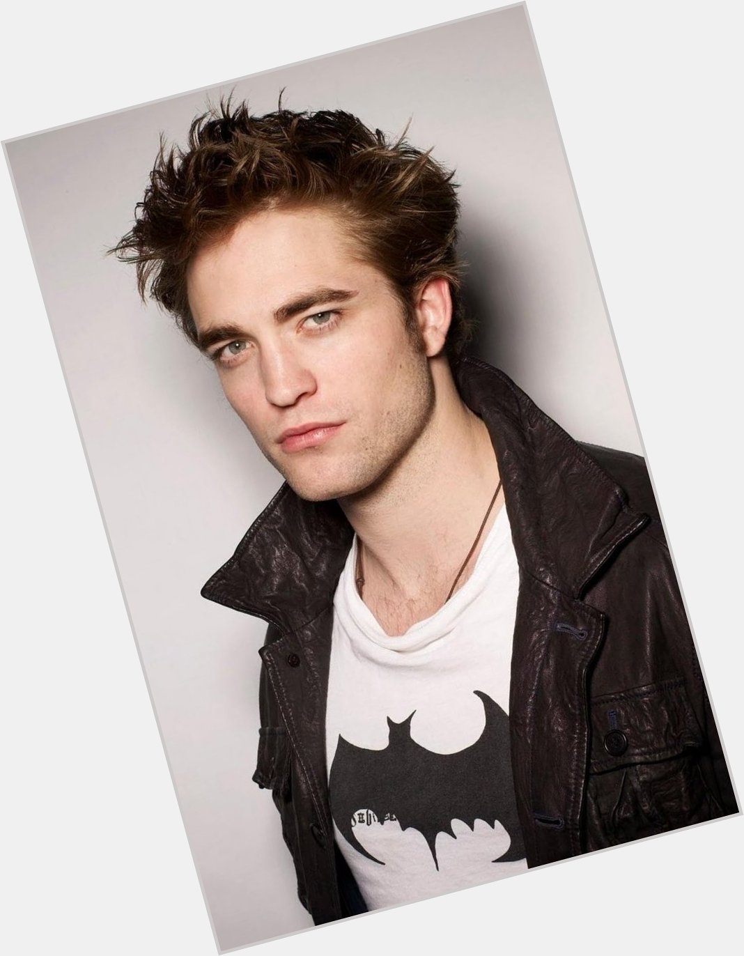 Happy birthday to robert pattinson!!

my favourite actor of all time  