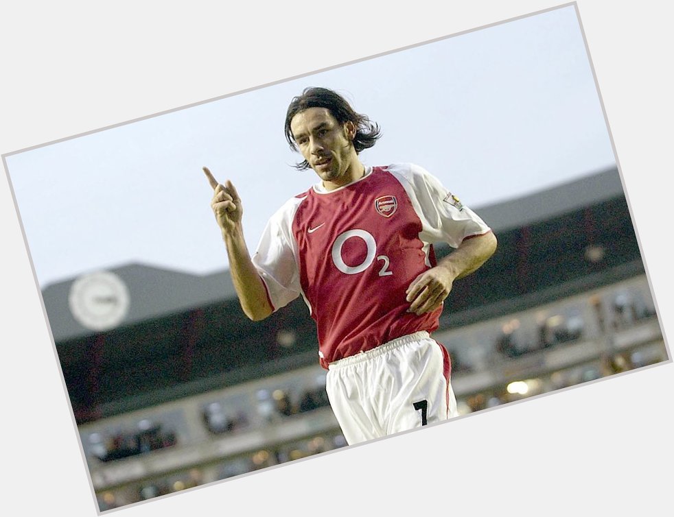 Happy 42nd birthday to Arsenal legend and Invincible, Robert Pires! 