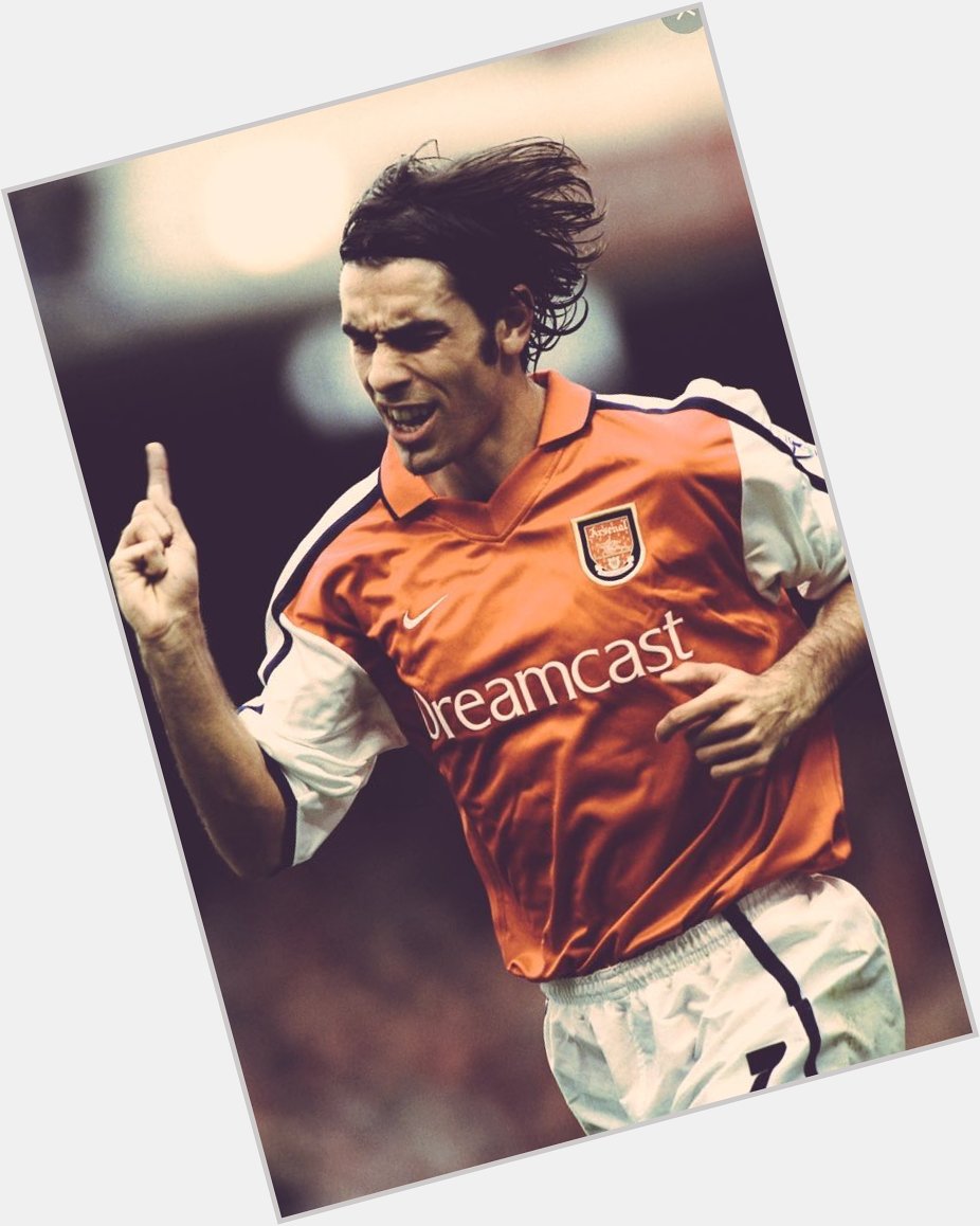 Happy birthday Robert Pires. One of my favourite ever Arsenal players. Such a gifted player. Legend. 