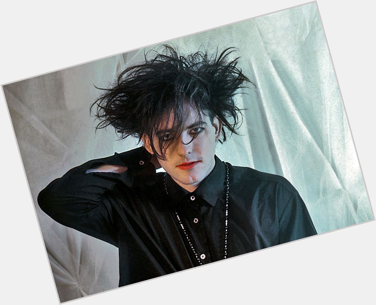 Happy Birthday Robert Smith.... 

The Cure - A Forest

 