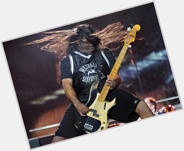 Happy Birthday to bass monster, Robert Trujillo. 