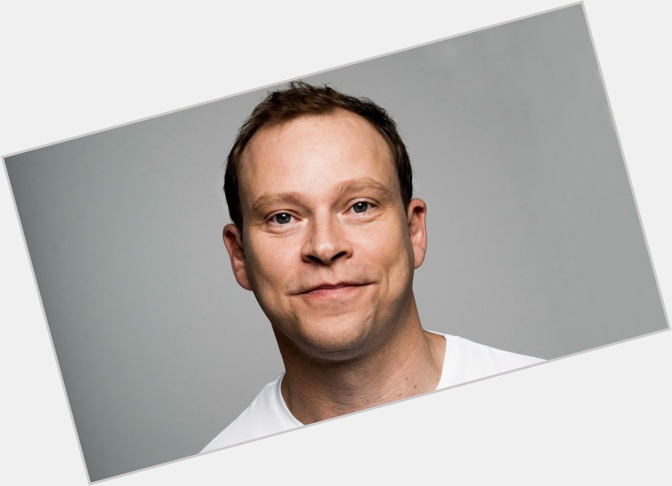 Happy Birthday to Robert Webb who Voiced Robot 2 in Dinosaurs on a Spaceship. 