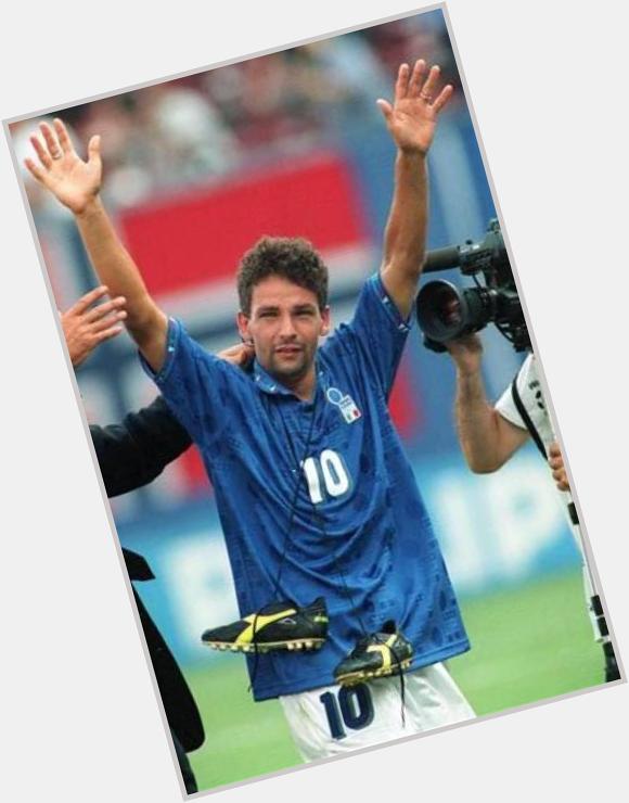 Happy birthday to Roberto Baggio. Took 2nd place at but his ponytail took 1st place in our hearts 
