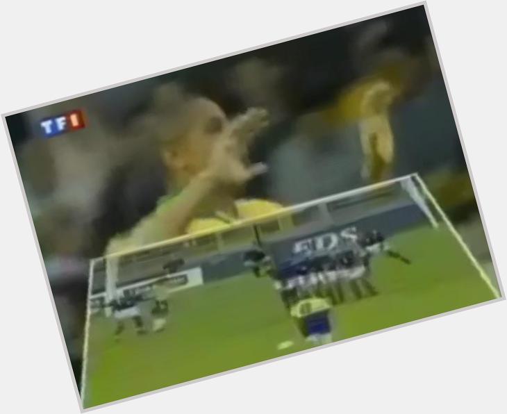  Happy 42nd birthday to Roberto Carlos! any reason to watch his amazing free-kick vs. France. 