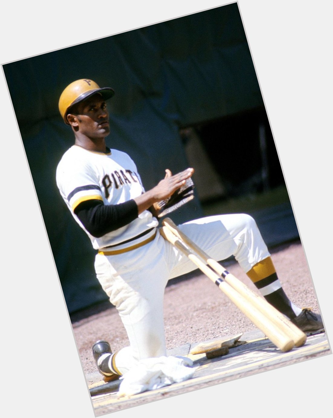 Happy Birthday to the legend Roberto Clemente. REmessage to wish a happy 83rd birthday. 