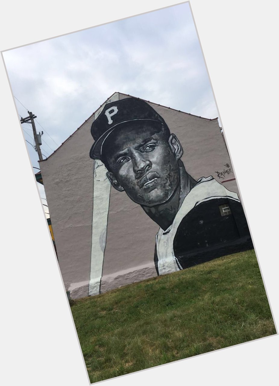 Happy Birthday to one the greats, Roberto Clemente. 

(Mural is on the North Side in Pittsburgh.) 