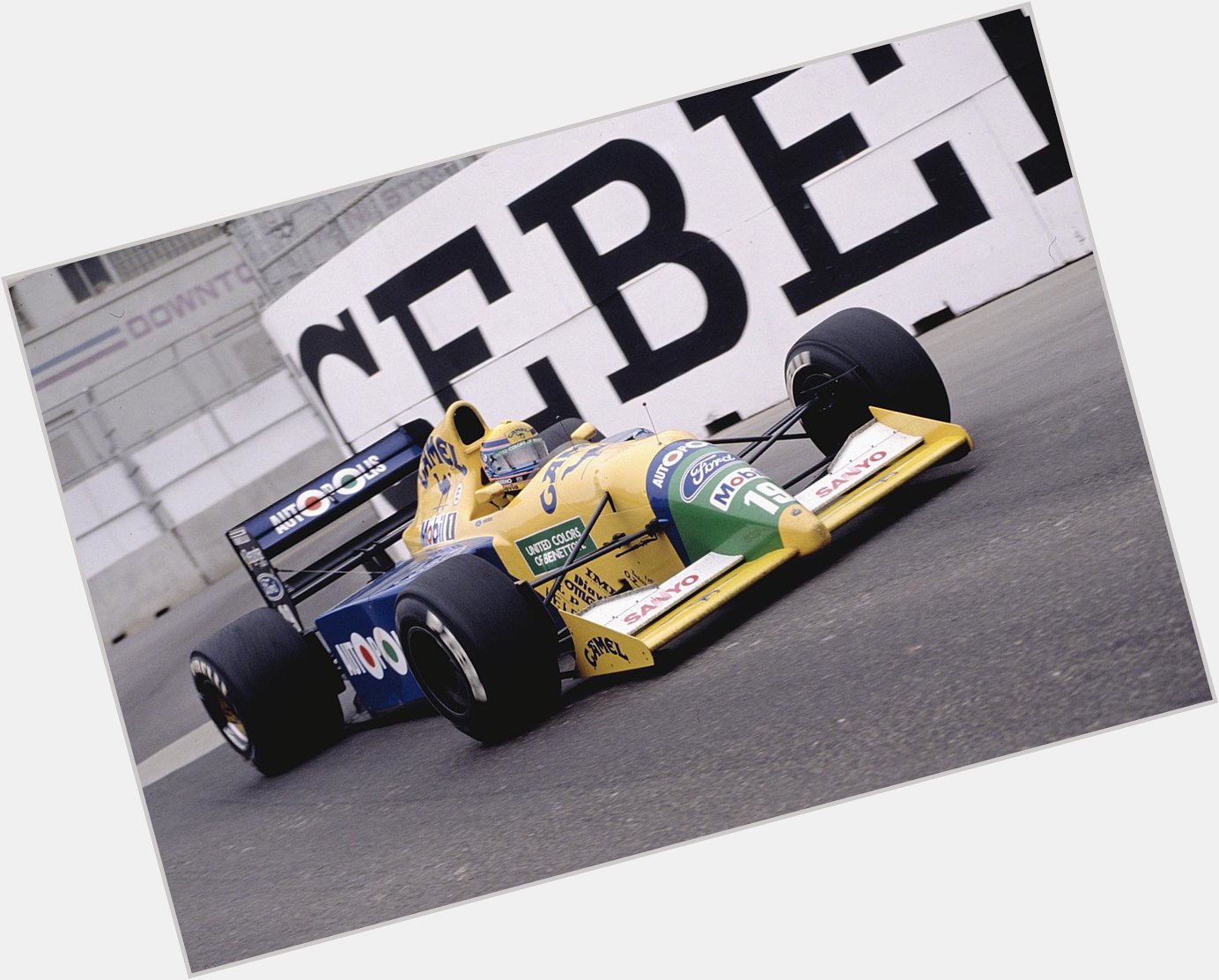 Happy birthday Roberto Moreno!

The Brazilian raced for Benetton in \90-91, finishing 2nd on his debut in Japan. 