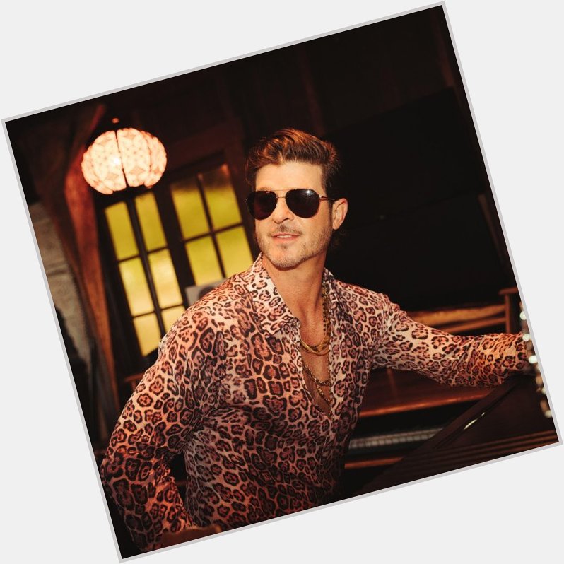 Happy 46th birthday to (Robin Thicke)! 