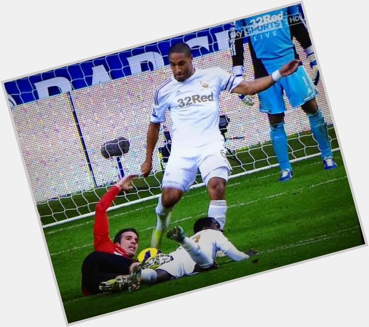 Happy 37th Birthday to Ashley Williams, throwback to when he nearly killed Robin van Persie. 