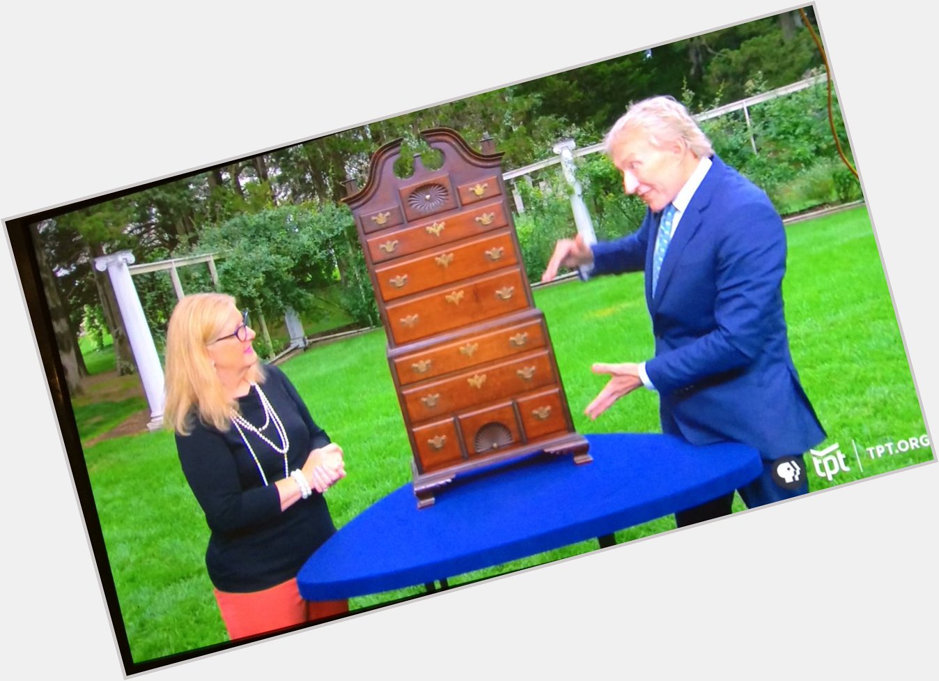 Happy birthday to Rod Stewart, this is the Rod Stewart of Antiques Roadshow 