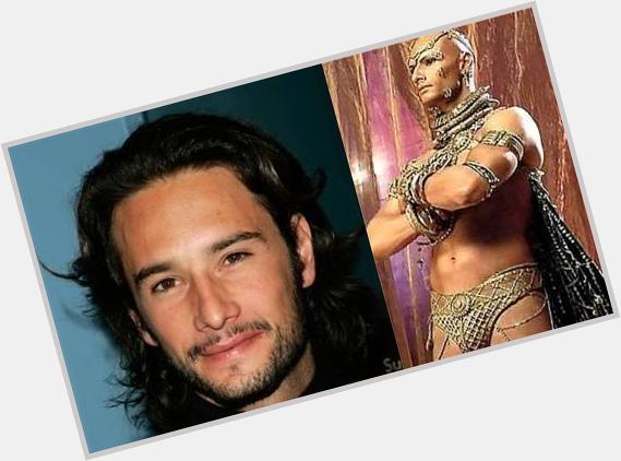Happy birthday Rodrigo Santoro! The only man who can be both the hot co-worker and ruthless unattractive Xerxes. 
