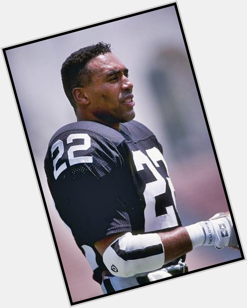 Happy birthday to former RB Roger Craig, July 10, 1960. 