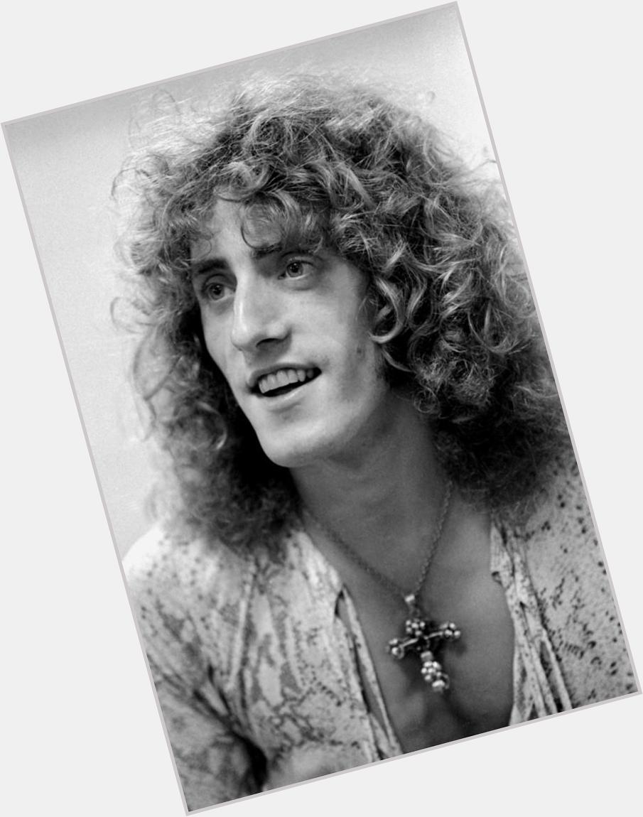 Happy birthday, Roger Daltrey, 71 today and still giving it all away . . 