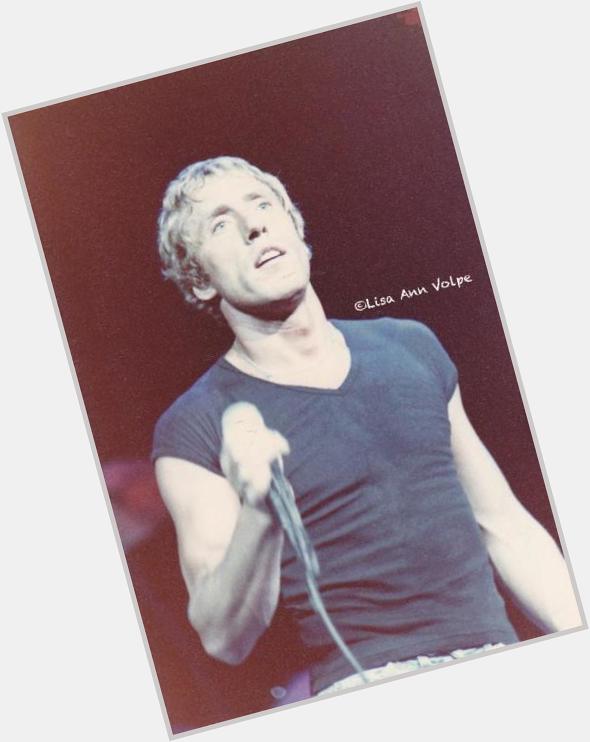 Happy Birthday to the best front man/brilliant singer/performer, Roger Daltrey!  
FAB photo by my friend, 