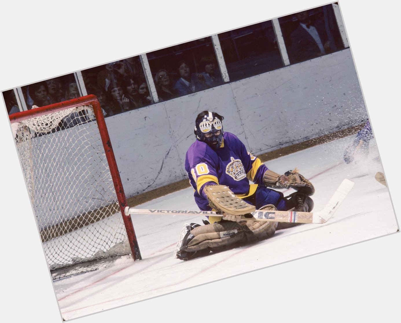 Happy Birthday goes out to Honoured Member Rogie Vachon! 