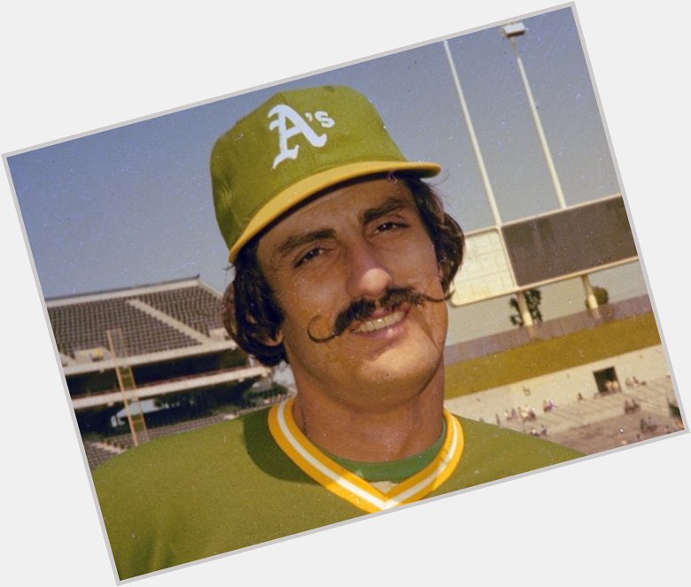 Happy 71st birthday to Hall of Famer Rollie Fingers and his sweet, sweet \stache. 