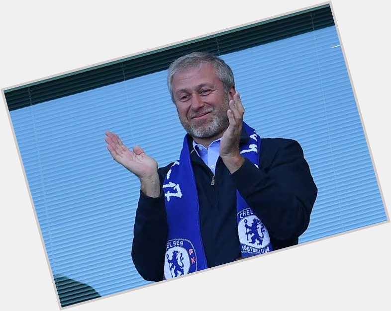 Eii!! so this man bought Chelsea at the age of 38   . Happy birthday Roman Abramovich 