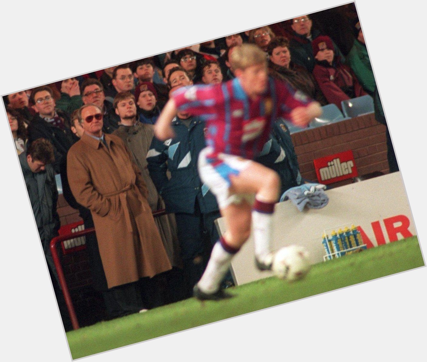 A very happy 83rd birthday to former Aston Villa manager Ron Atkinson   | | 