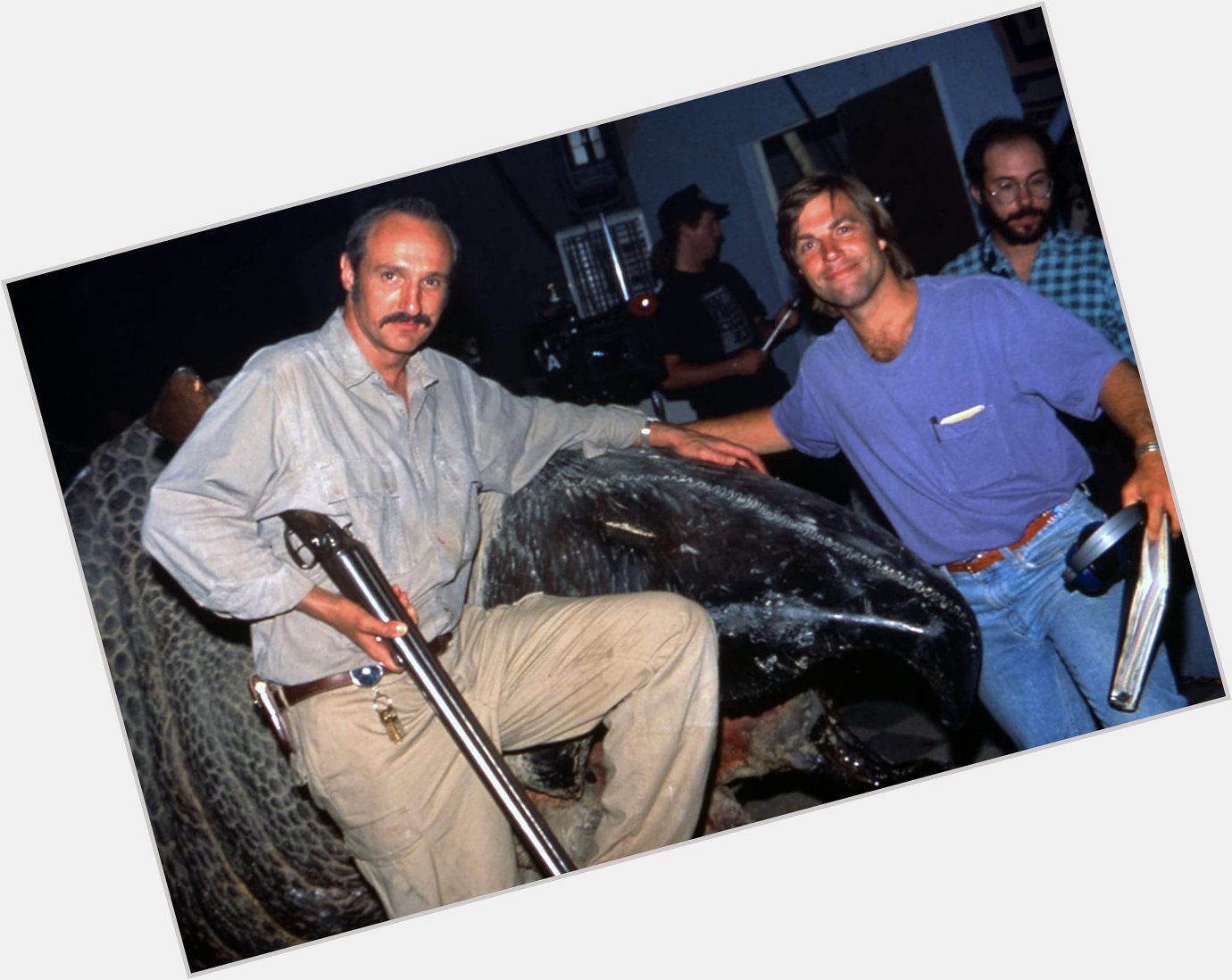 Happy Birthday to director Ron Underwood, seen here with Michael Gross on the set of TREMORS (1990). 