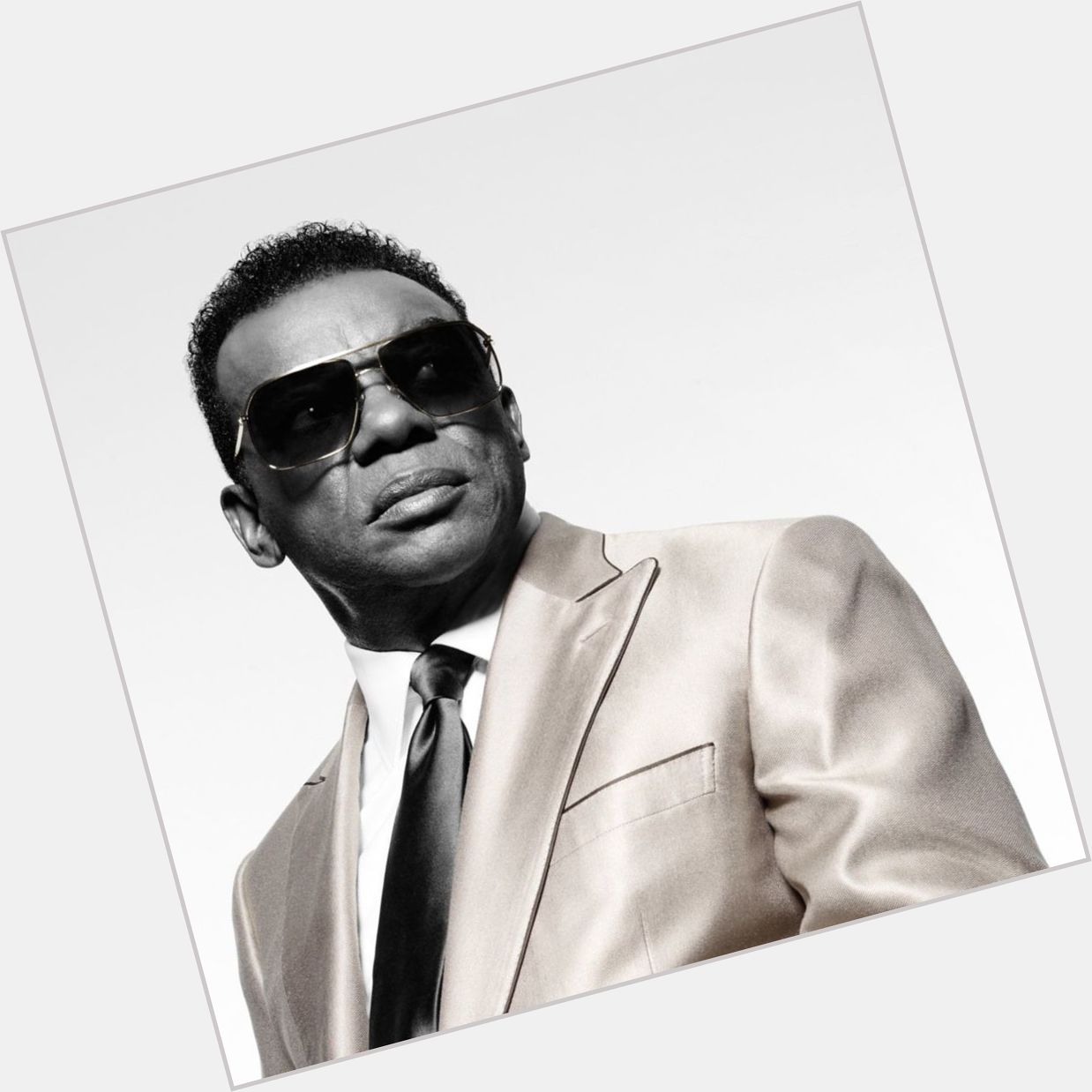 Happy Birthday to the great Ronald Isley of the Isley Brothers.......................... 