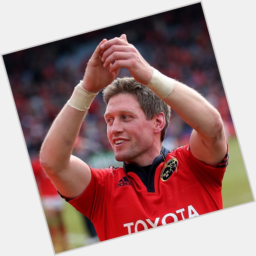 Happy birthday to Munster and Ireland legend, Ronan O\Gara!   What is your favourite memory of the former 10? 