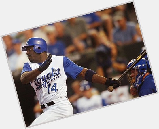 Happy Birthday to former Kansas City Royals player Rondell White(2003), who turns 47 today! 