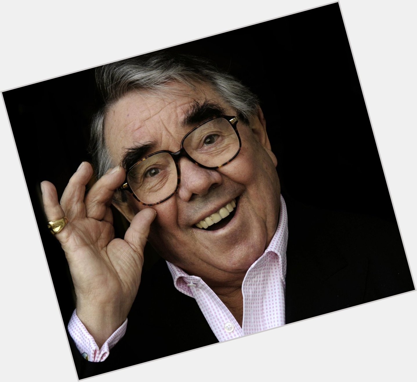 Good morning Edinburgh! And its happy birthday to him - Ronnie Corbett 84 years young 