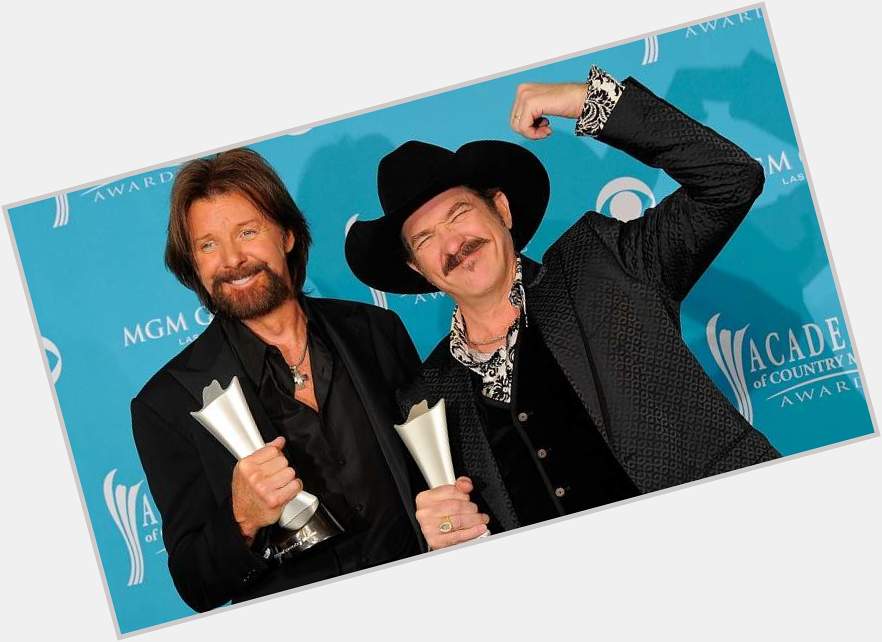 Happy birthday to 1/2 of the Brooks & Dunn duo, ACM Award winning country artist Ronnie Dunn. 