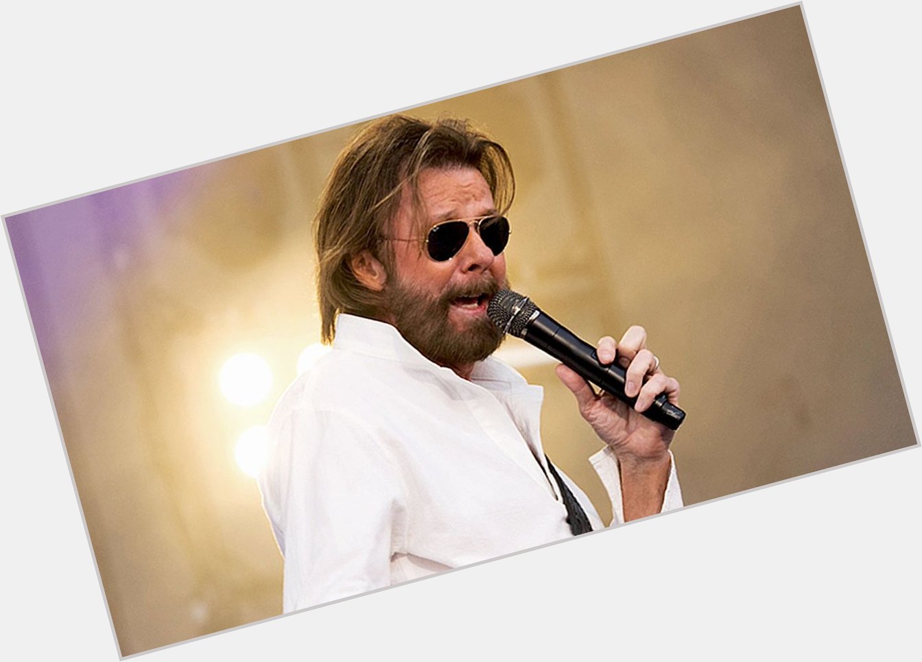 Happy birthday to Ronnie Dunn! 