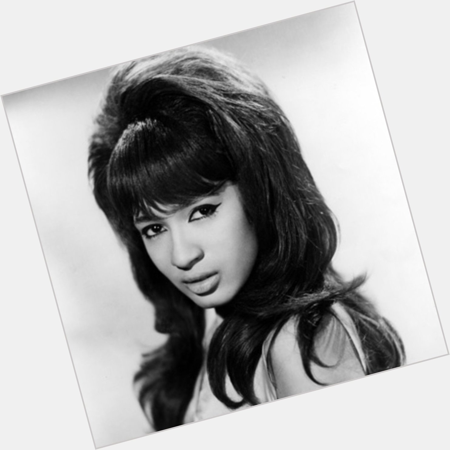 Happy Birthday to Ronnie Spector! Be My Baby  
