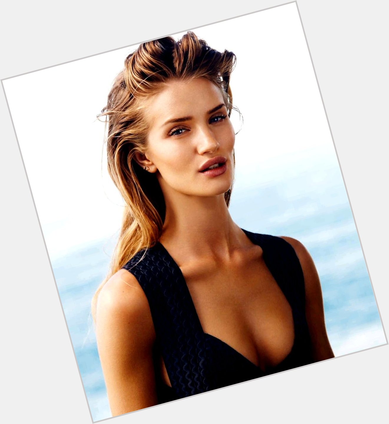 Happy Birthday, Rosie Huntington-Whiteley ! Take a look back at her amazing career 
 