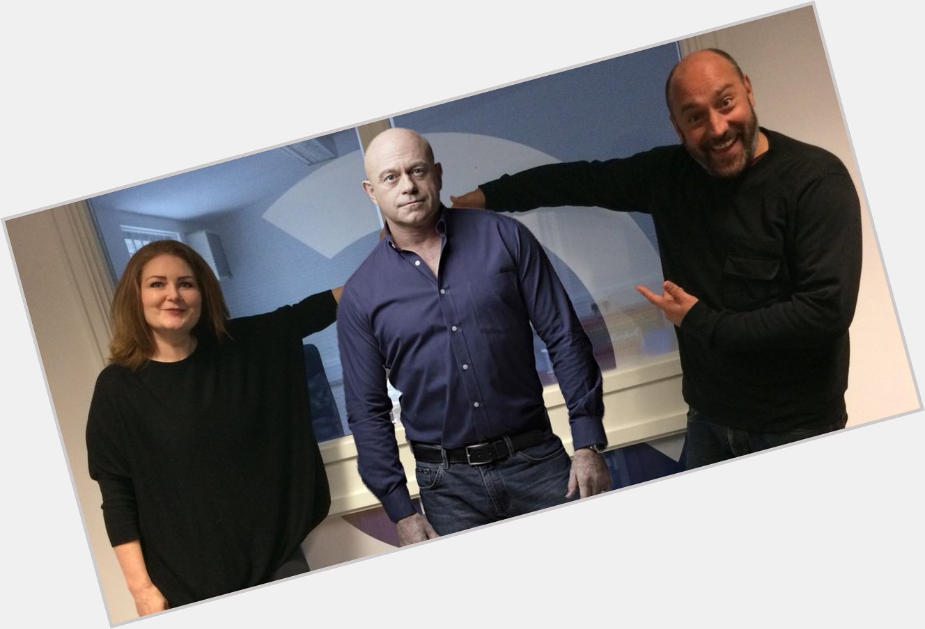 Photoshop Friends! Happy Birthday to ROSS KEMP! Here he is, laughing and joking with us. 