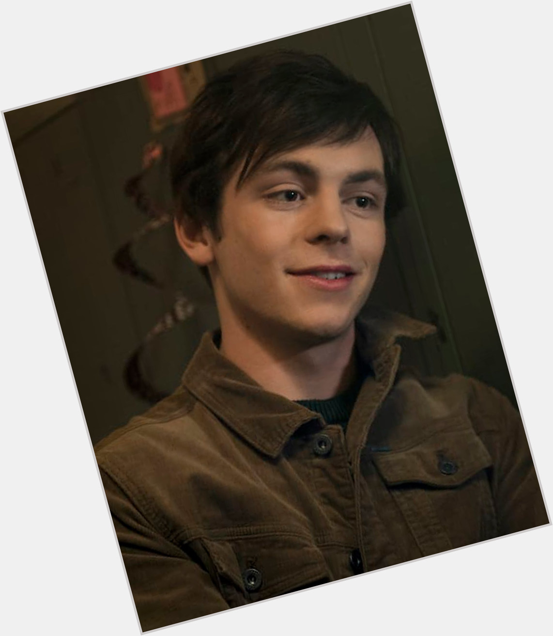 Happy birthday to Ross Lynch, who played Baxter High\s own Harvey Kinkle in \Chilling Adventures of Sabrina.\ 