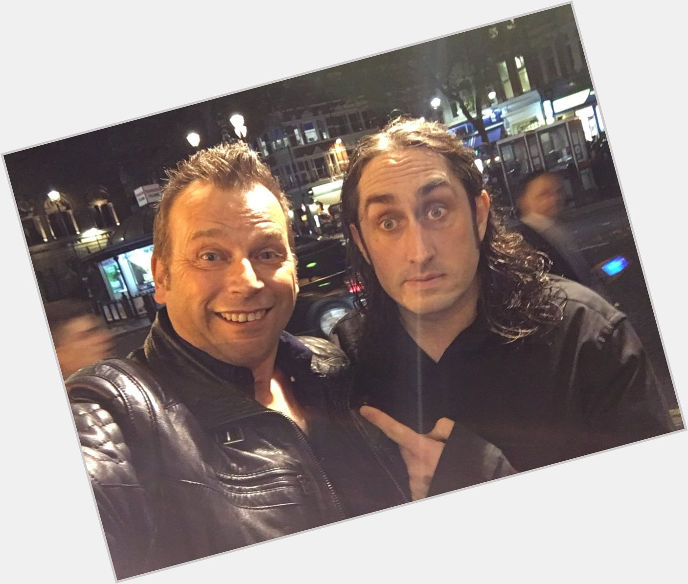 Happy belated Birthday (yesterday) to comedian Ross Noble. I hope that he had a wonder-filled day  