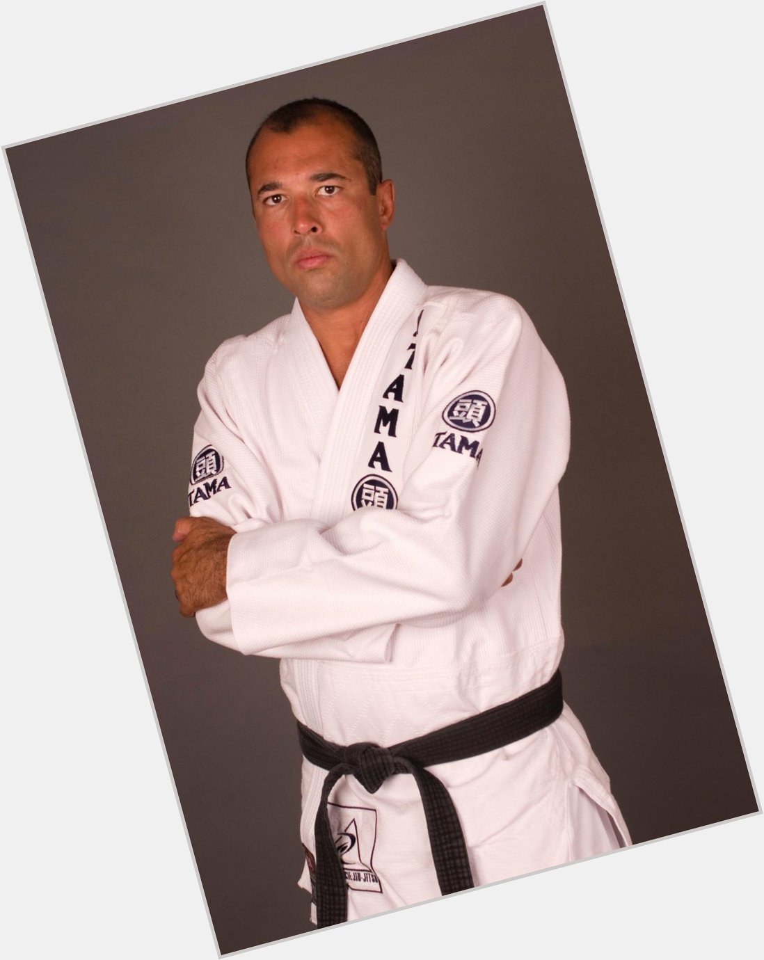 HAPPY BIRTHDAY to the man, the myth, the legend, and the first-ever champion ROYCE GRACIE! ( 