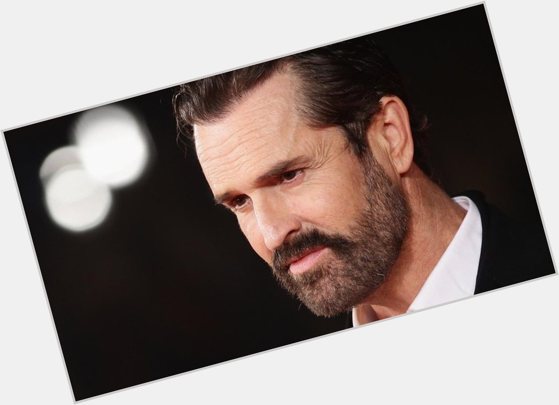  Happy 58th birthday to the openly gay actor Rupert Everett.   