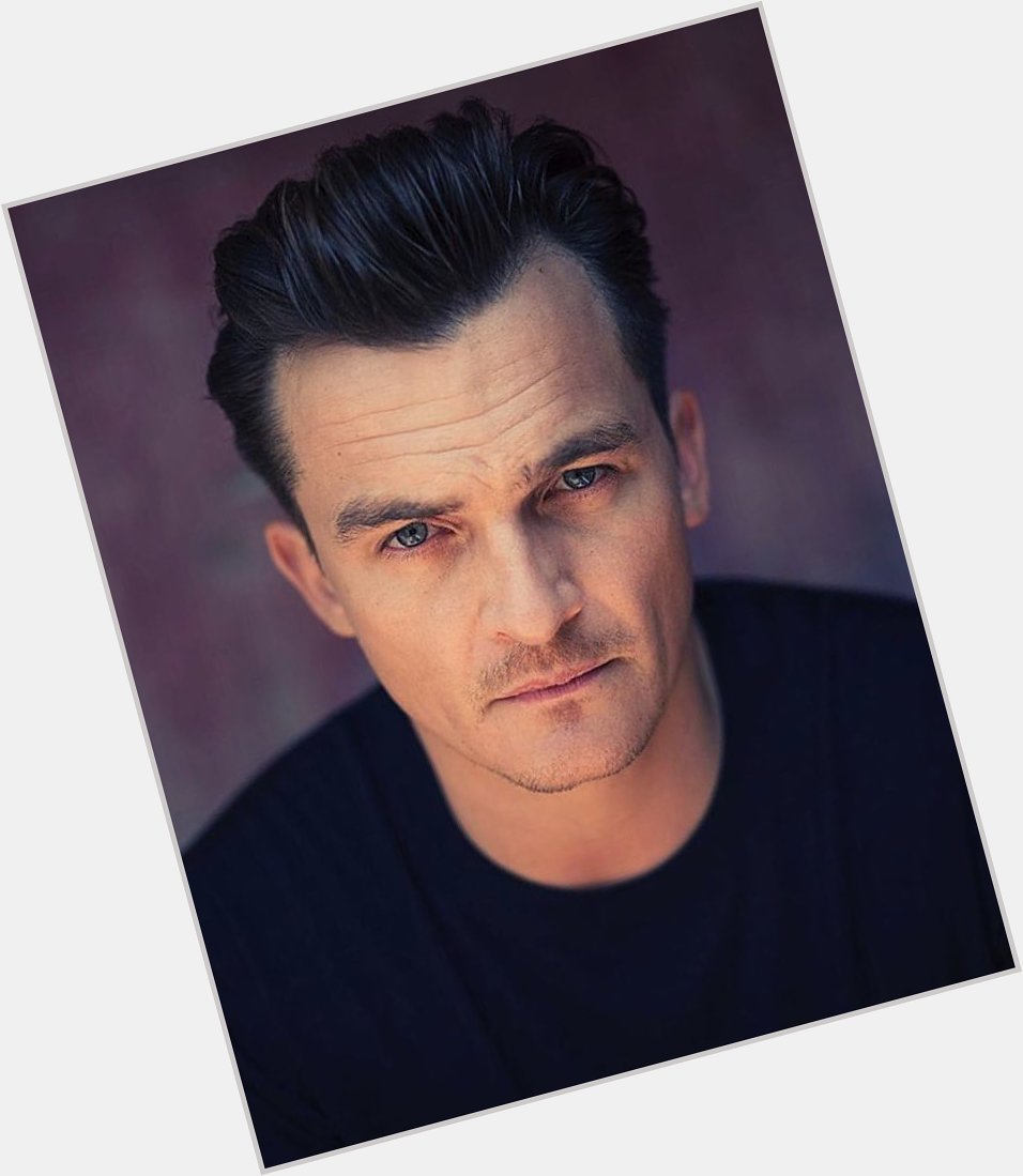 A huge happy birthday to Rupert Friend!   Your fans miss you and we d love to hear from you! 
