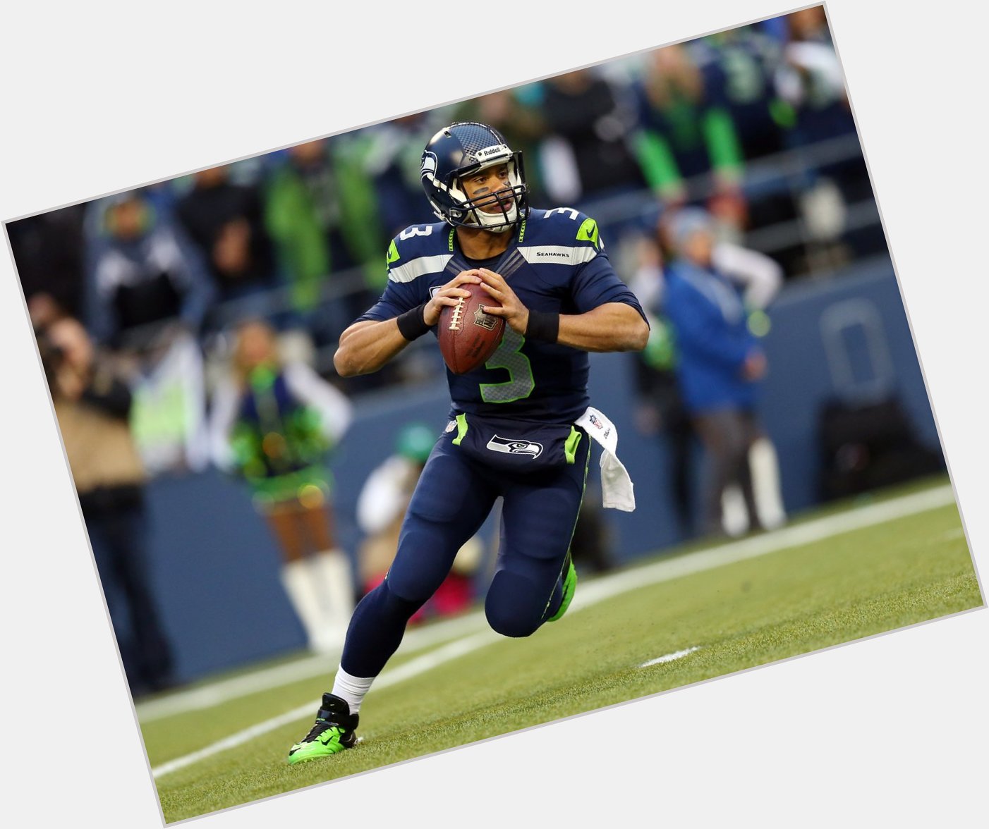 Happy Birthday to Russell Wilson who turns 32 today! 