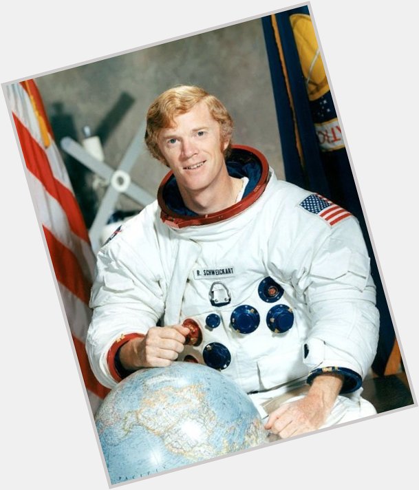 Happy birthday to former  Rusty Schweickart who is 80 years old today! 