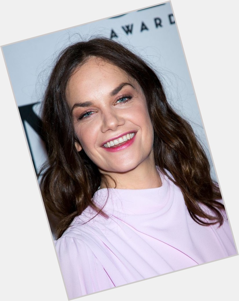 Happy birthday to this full talent icon that so mesmerizing and breathtaking, babyism ruth wilson 