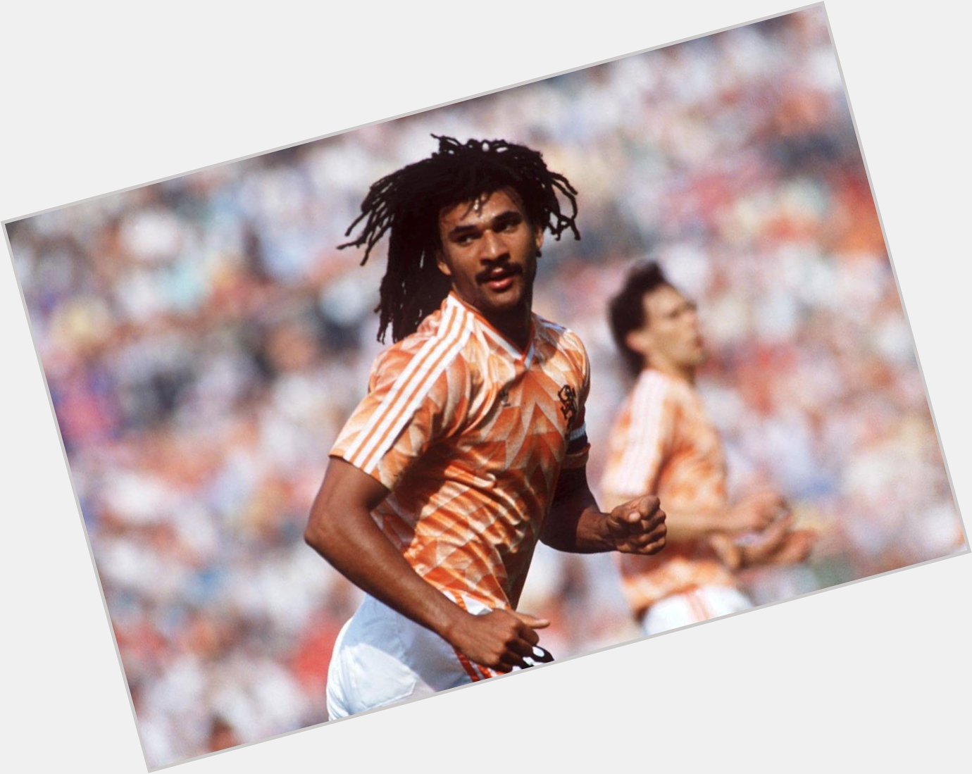Happy Birthday to Ruud Gullit. There isn\t many others who could pull off this look! 